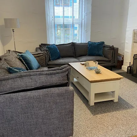 Triple Deck - 2mins From Harbour Holiday home