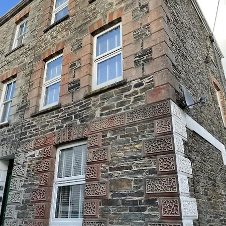 Triple Deck - 2mins From Harbour Holiday home Mevagissey